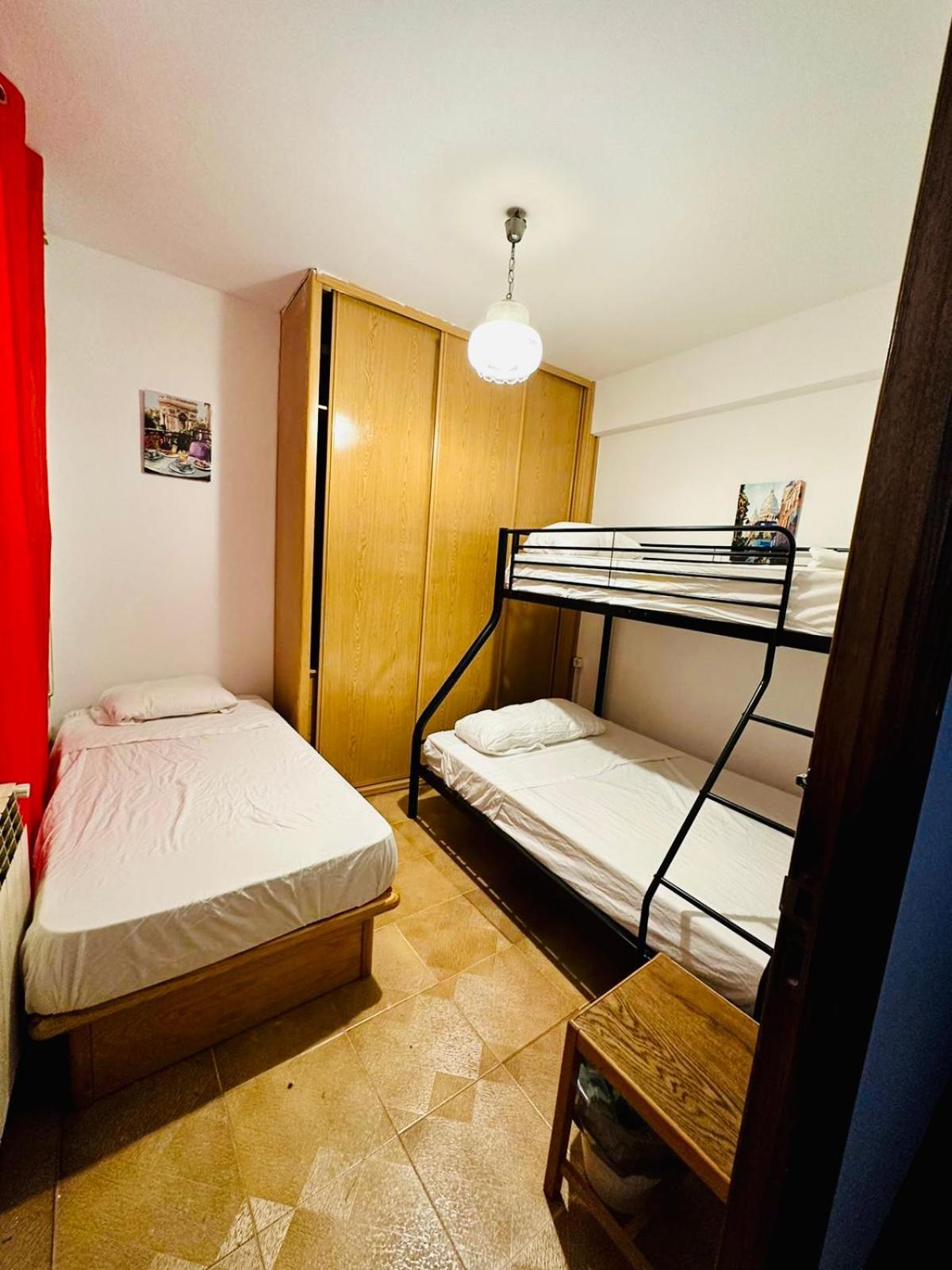 Rooms In Madrid Downtown Luaran gambar