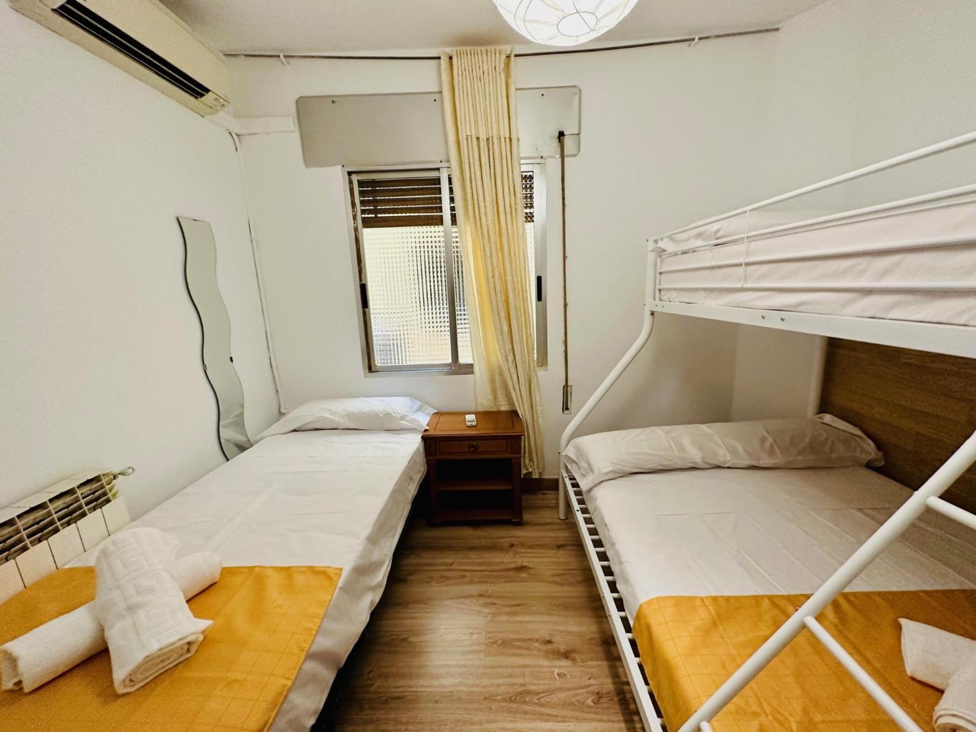 Rooms In Madrid Downtown Luaran gambar