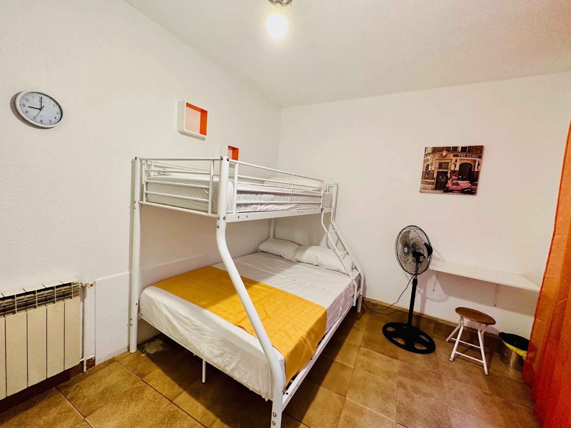 Rooms In Madrid Downtown Luaran gambar