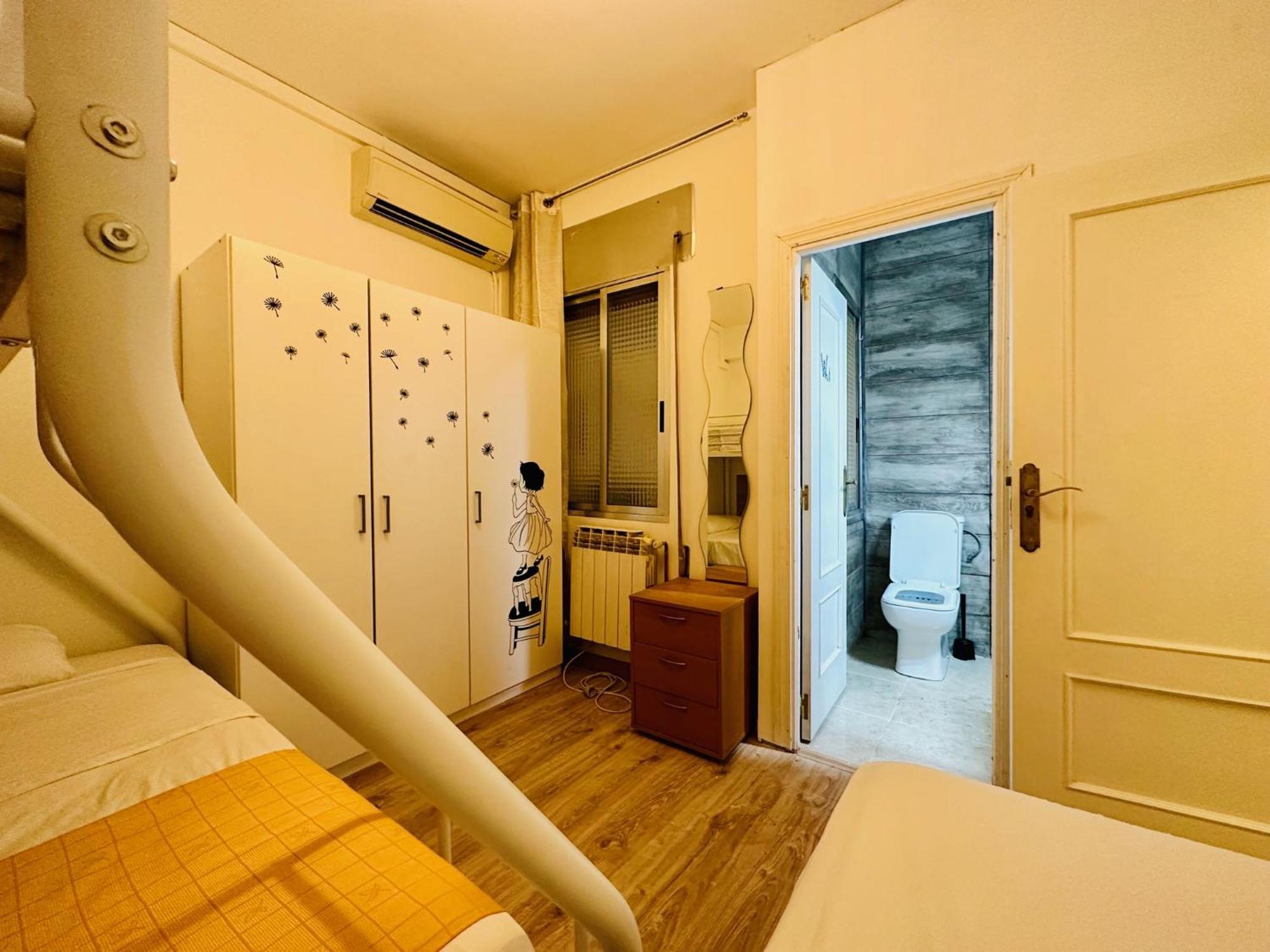 Rooms In Madrid Downtown Luaran gambar