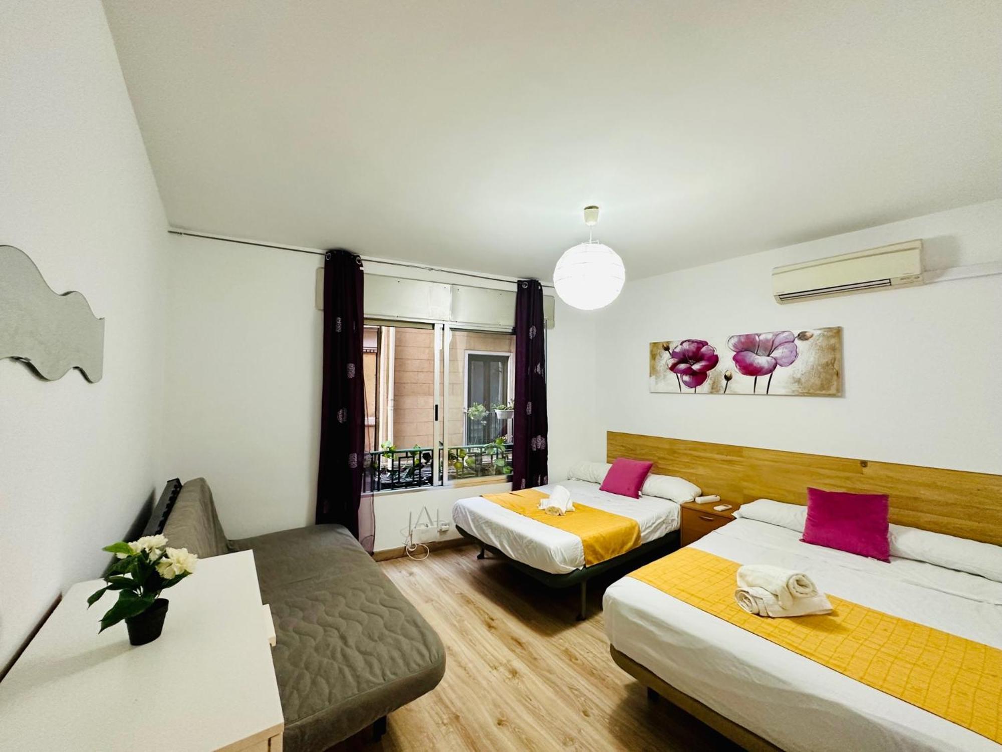 Rooms In Madrid Downtown Luaran gambar