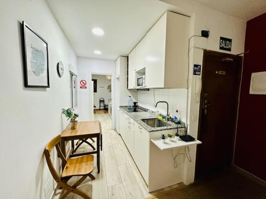 Rooms In Madrid Downtown Luaran gambar