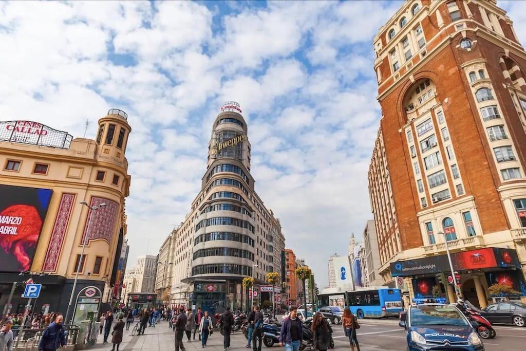 Rooms In Madrid Downtown Luaran gambar